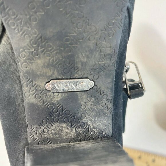 Vionic Womens Upright Sterling Ankle Boots Heels Black Sz 8 Leather Tasseled Zip - Picture 10 of 10